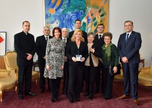 bozicni darovi predsjednici 1