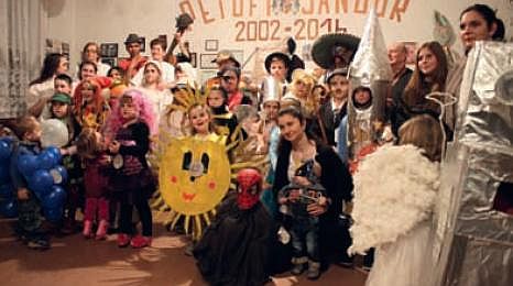 maskenbal u nikincima