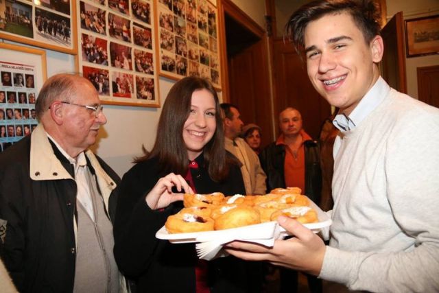 debo cetvrtak u dshv u 2