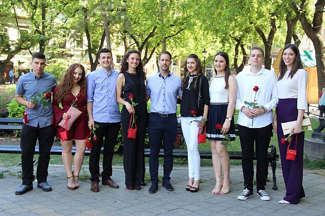 Maturanti hrvatskih odjela photo 3