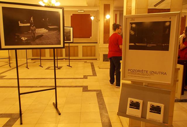 izlozba Ladislava Petresa