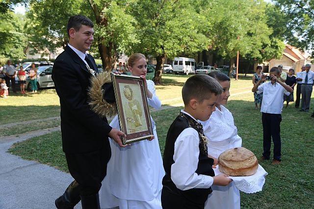 Duzijanca u zedniku sl.1