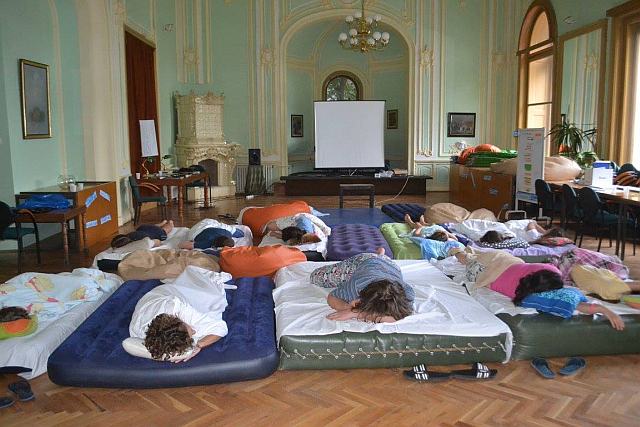 Flaneuri u Gradskoj knjiznici Subotica