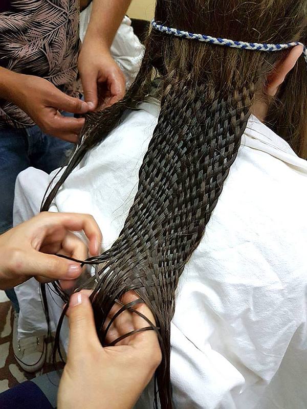 zensko tradicijsko cesljanje sl.2