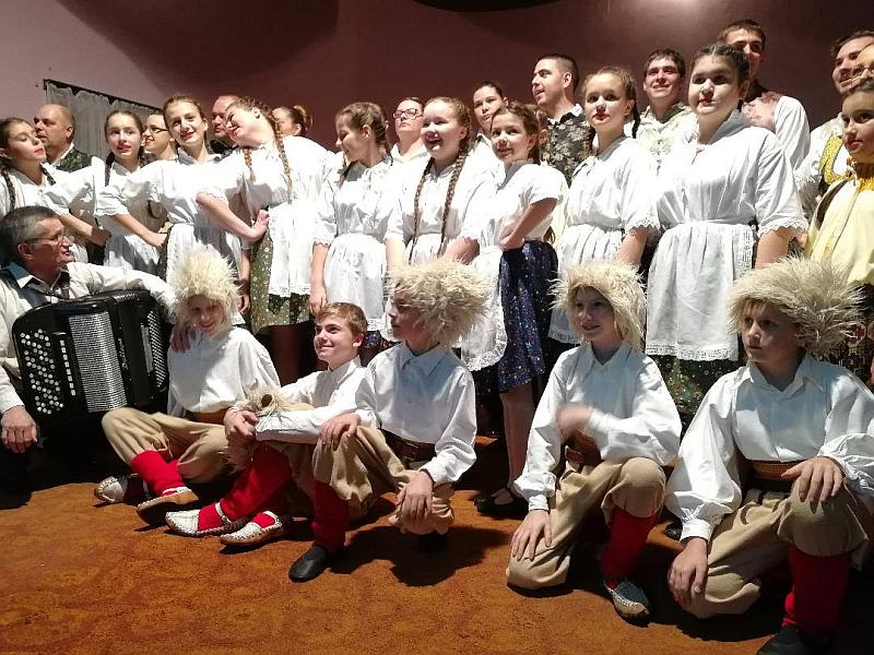 zednicko vece folklora