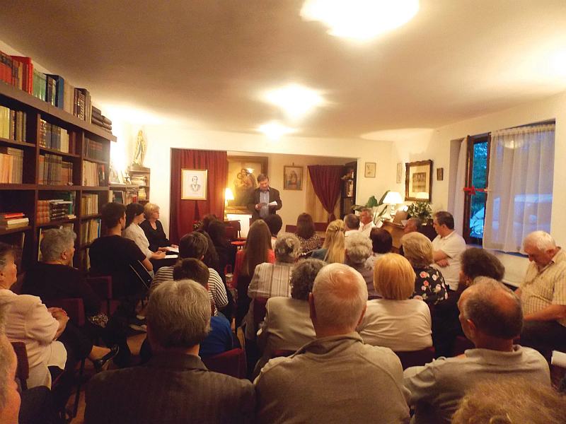 Knjizevna vecer u Surcinu