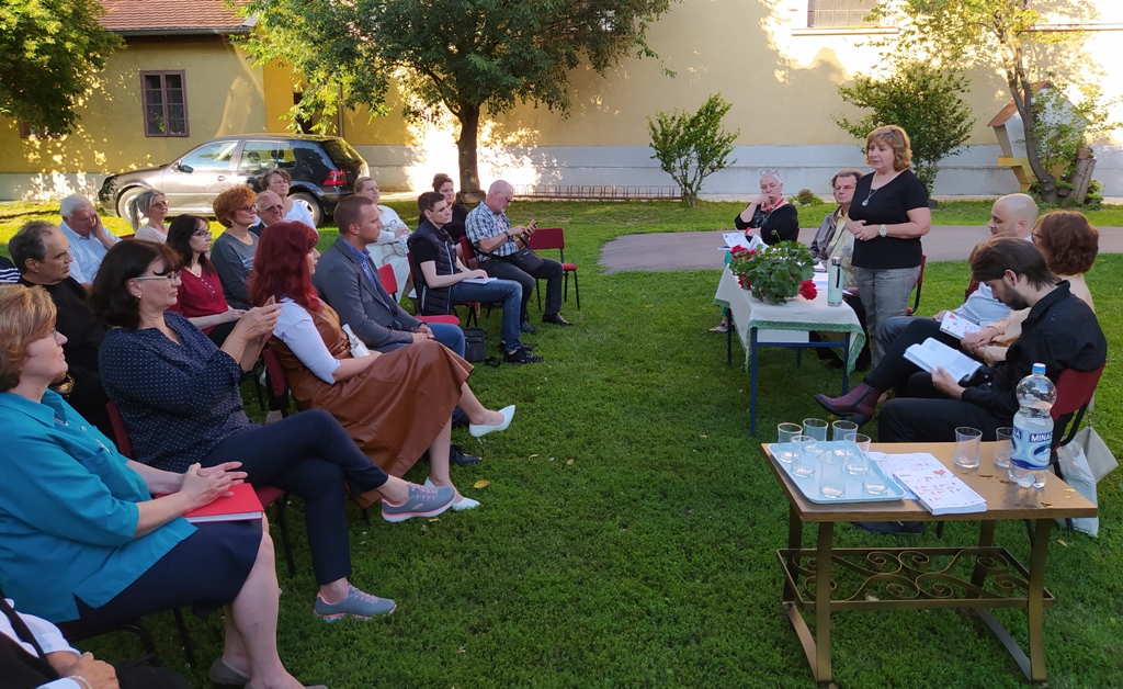 Surcin pjesnici i publika m