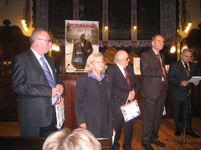 1dan_petko_jasna_vojo_lazo_mala