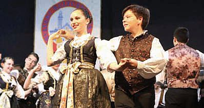 Koncert folklorasa HKCBK 2016 1